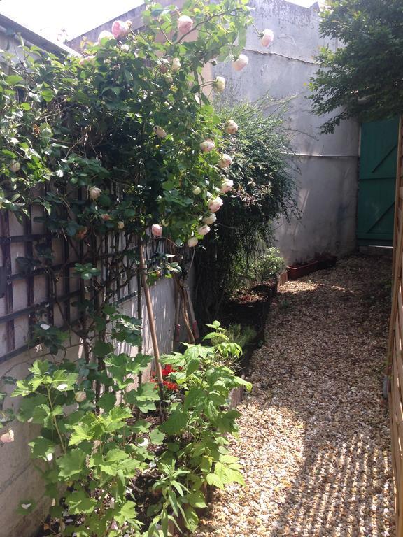 Kasaloc Apartment Maintenon Luaran gambar